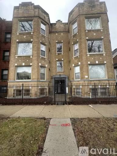 Main picture of 6943 S Dorchester Ave