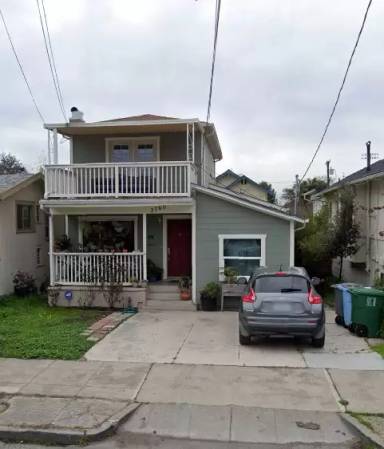 Main picture of 2760 Dohr St