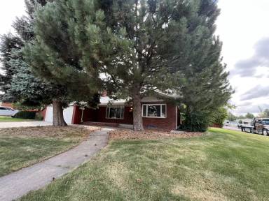 Main picture of 1518 Hot Springs Ave