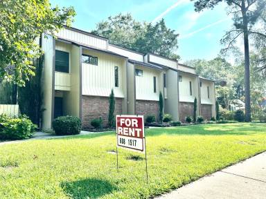 Main picture of 3621 Wilmot Ave