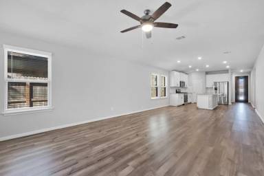 Main picture of 13166 Maridell Park