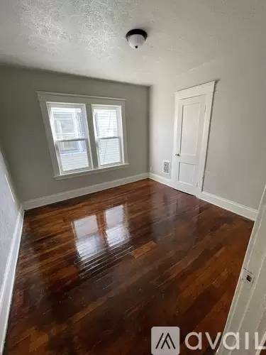 Main picture of 10015 North Blvd