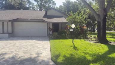Main picture of 4765 Oak Forest Dr W