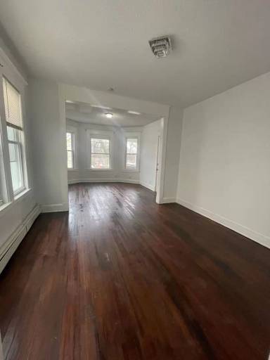 Main picture of 167 Scranton St