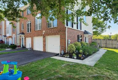 Main picture of 2002 Dalewood Ct