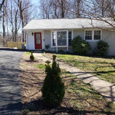 Main picture of 6341 Dogwood Pl