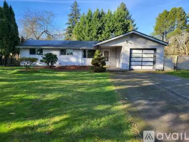 Main picture of 4875 SW 165th Ave