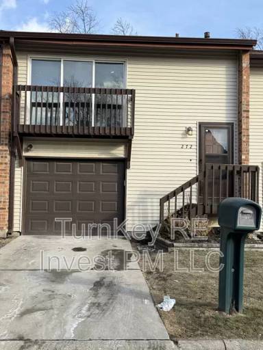 Main picture of 272 Old Elm Dr