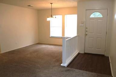 Main picture of 1319 Carmel Oaks