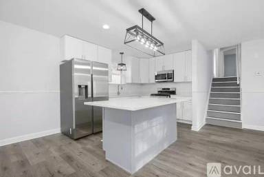 Main picture of 9057 S Dante Ave