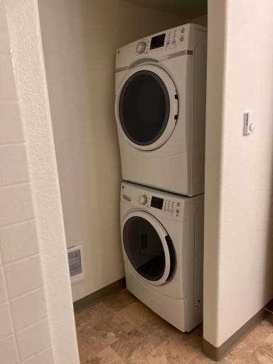 Main picture of 14034 SE Division St