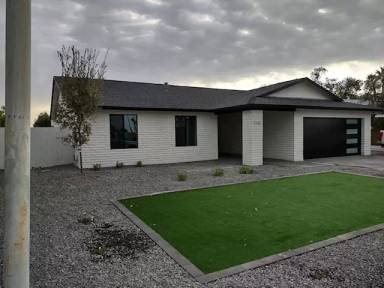 Main picture of 2301 N Los Altos Dr