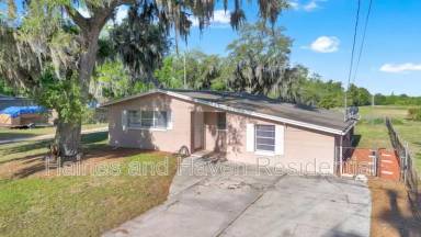 Main picture of 218 Dennis Ave