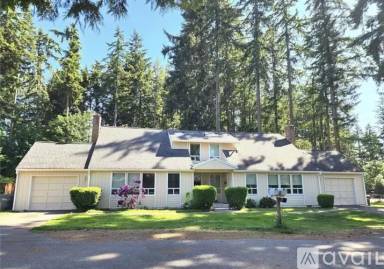 Main picture of 4608 73rd Street Ct E