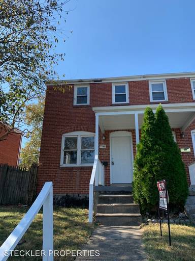 Main picture of 8328 Oakleigh Rd