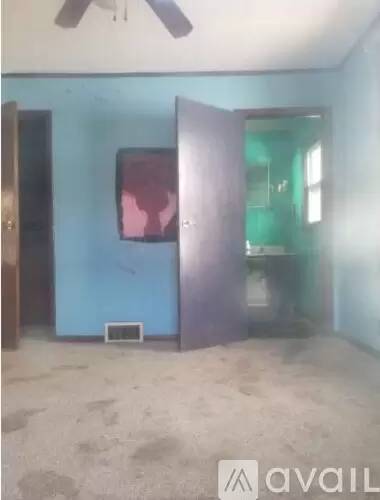 Main picture of 10 Elm St