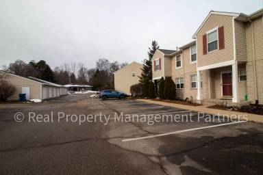 Main picture of 992 Ada Place Dr SE