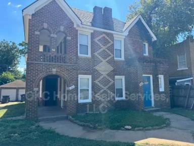 Main picture of 2308 NW 12th St