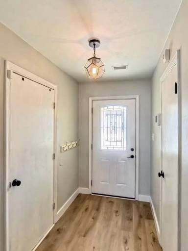 Main picture of 912 Bernstein Ct
