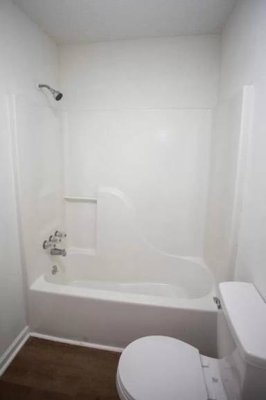 Main picture of 109 Limoges St