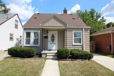 Main picture of 754 Cleveland Ave