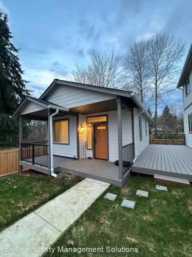 Main picture of 10947 SE 165th St