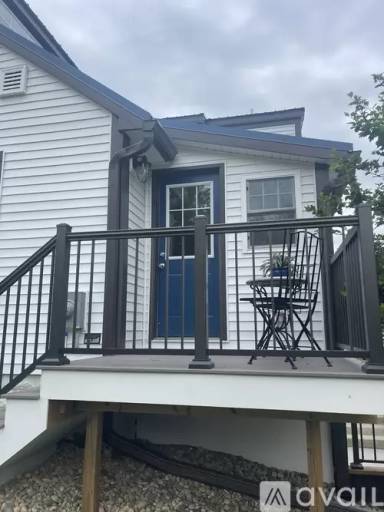 Main picture of 115 N Church St