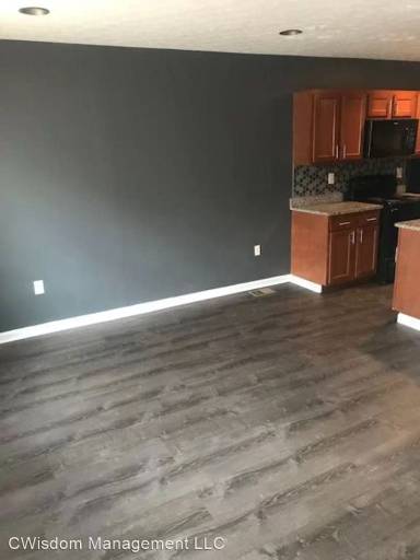 Main picture of 7301 7303 Hamilton Ave
