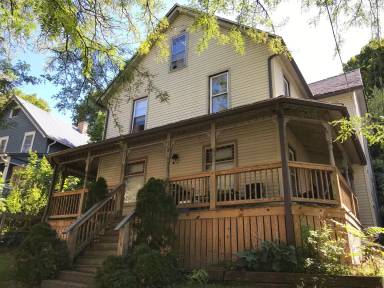 Main picture of 108 Hudson St