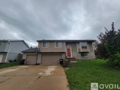 Main picture of 8209 Willit St