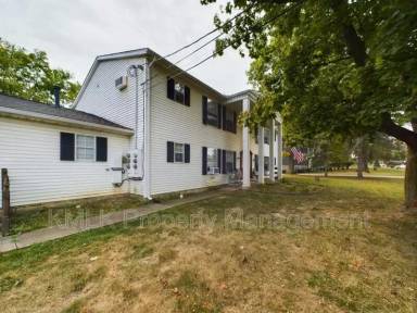 Main picture of 704 Lafayette Rd