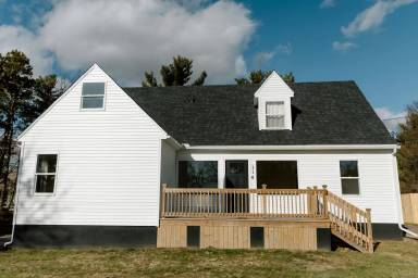 Main picture of 114 Baker St