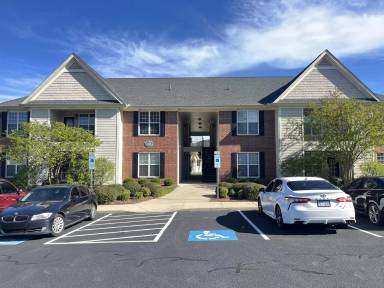 Main picture of 411 Gallery Dr