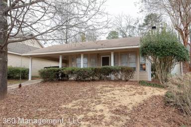 Main picture of 831 Twinforks Ave