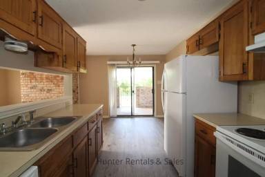 Main picture of 504 Angus Cir