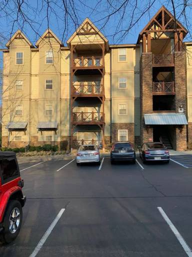 Main picture of Crawford Falls Apartments