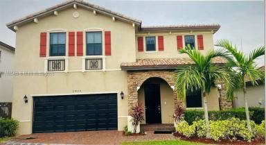Main picture of 24100 SW 117th Path