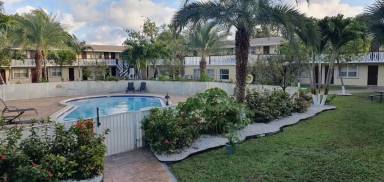 Main picture of 2900 NE 17th Ave