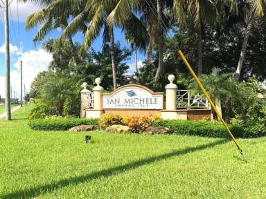 Main picture of 8855 Okeechobee Blvd