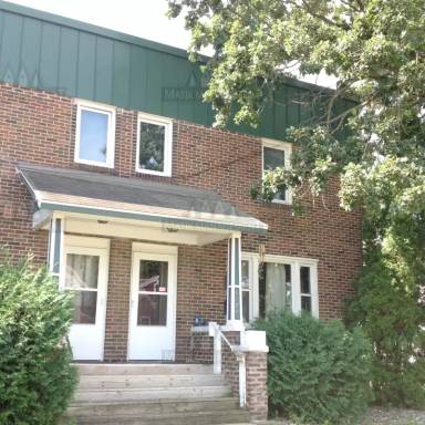 Main picture of 1320 2nd St SE