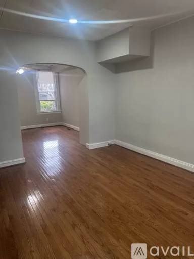 Main picture of 49 S Culver St