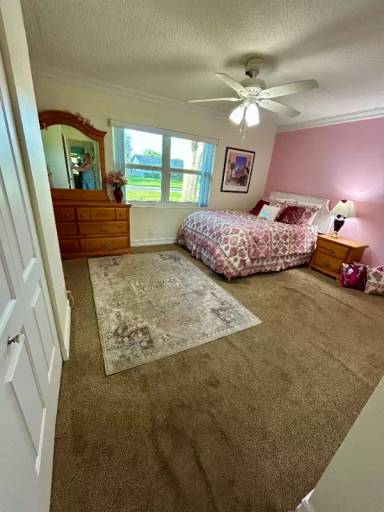 Main picture of 9512 Saddlebrook Dr