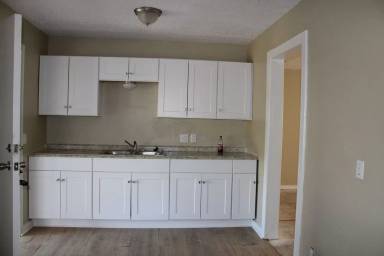 Main picture of 201 W Fairchild Dr