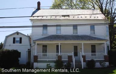 Main picture of 35 Main St