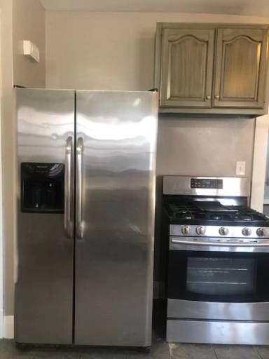 Main picture of 1335 Laclede Rd