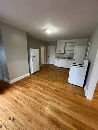 Main picture of 20 Willington Ave