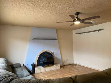 Main picture of 236 S Sunland St