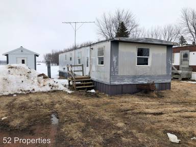 Main picture of 605 N 2nd St