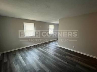 Main picture of 1605 Willow Rd