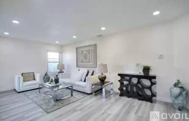 Main picture of 4014 Verdugo View Dr